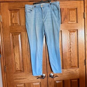 Universal Thread Light Blue High Rise Skinny Jeans